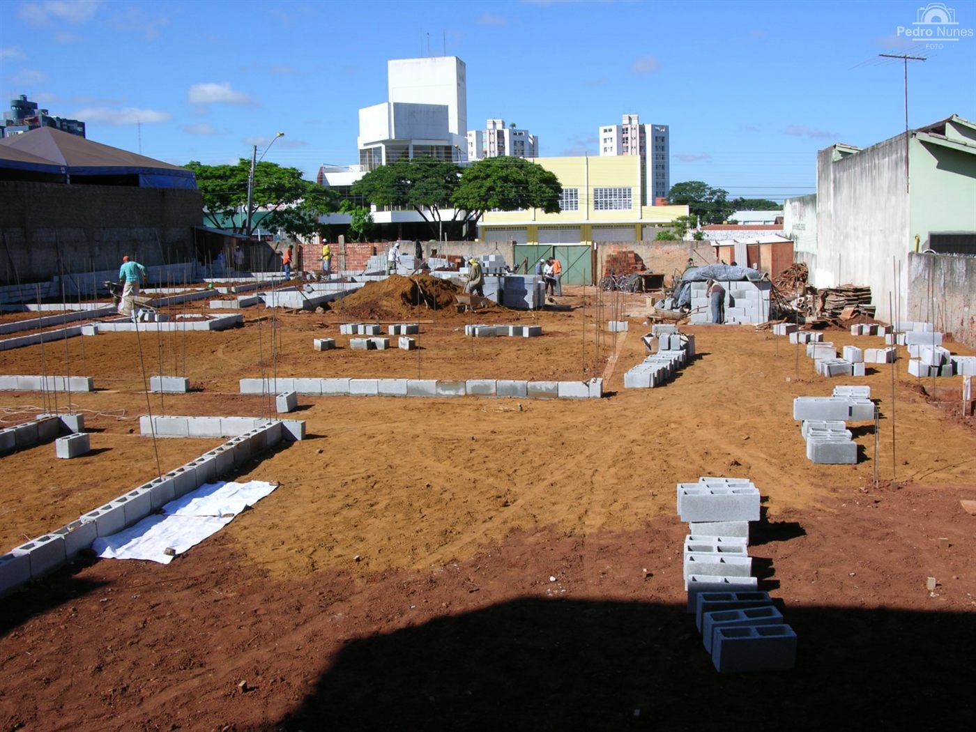 Construção do Centro Educacional OMNI em 2007